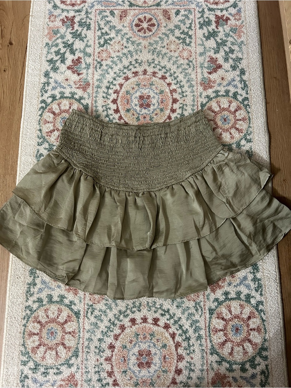 Entro Waist Tiered Mini Skort in Olive Green